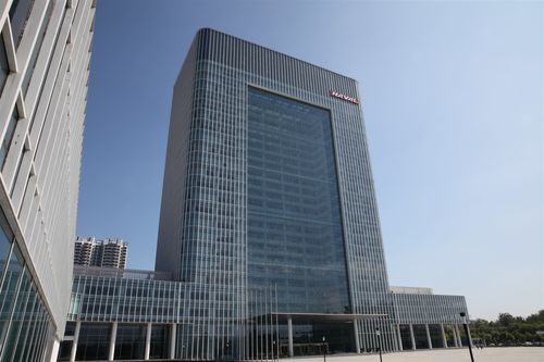 中國汽車進(jìn)軍海外 營銷與生產(chǎn)誰該先行？——以品牌價(jià)值護(hù)航供應(yīng)鏈出海